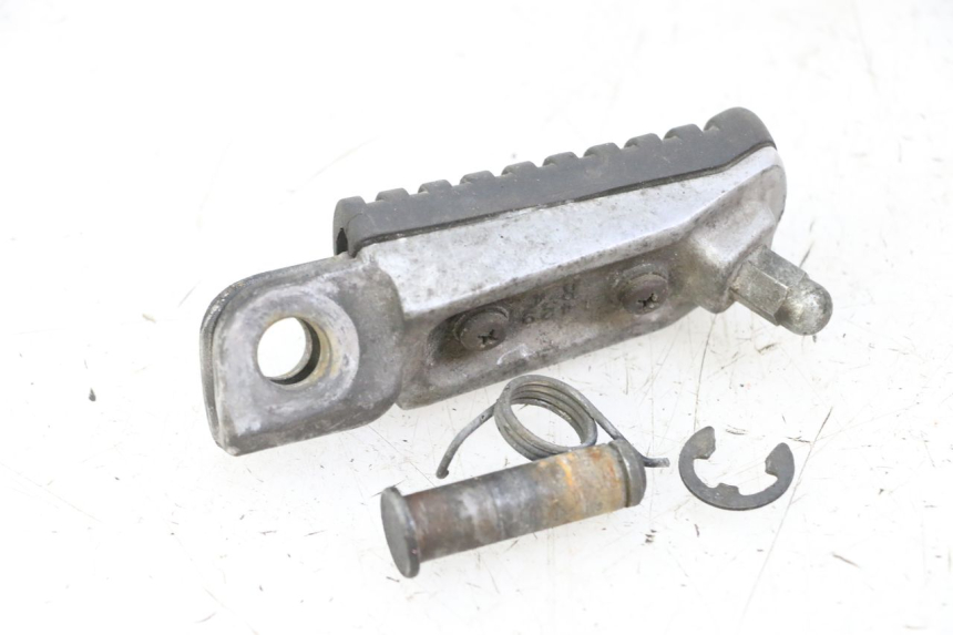 photo de PODNÓŻEK PRZEDNI PRAWY KAWASAKI ZR7 ZR-7 S 750 (1999 - 2004) - Zbliżenie techniczne