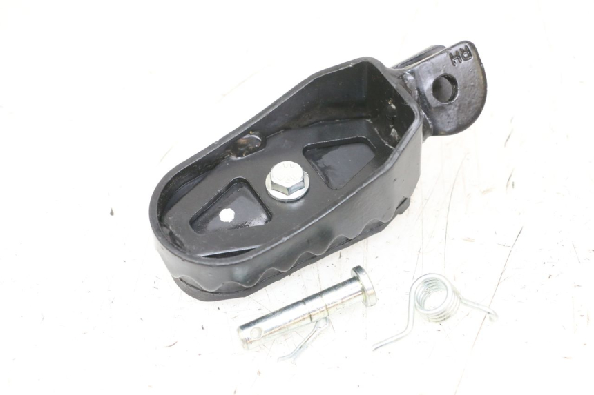 photo de PODNÓŻEK PRZEDNI PRAWY ROYAL ENFIELD SCRAM 411 (2022 - 2024) - Szczegół części