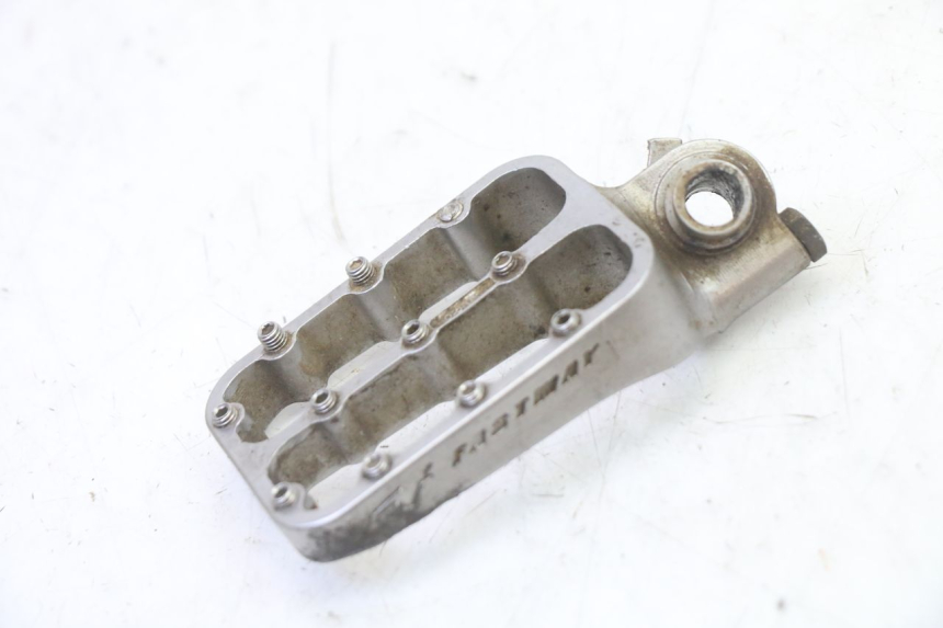 photo de PODNÓŻEK PRZEDNI PRAWY KTM SUPERENDURO R 950 (2005 - 2009) - Inny kąt widzenia