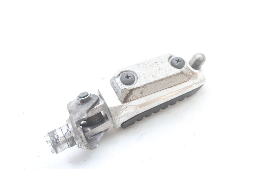 photo de PODNÓŻEK PRZEDNI PRAWY SUZUKI GSX F GSXF 650 (2007 - 2015) - Zbliżenie techniczne