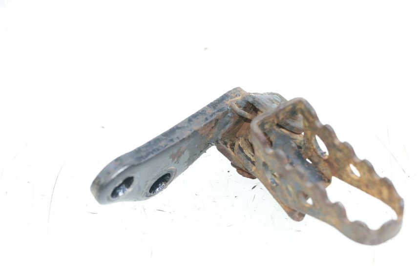 photo de PODNÓŻEK PRZEDNI PRAWY SUZUKI TS X 80 (1984 - 1988) - Inny kąt widzenia