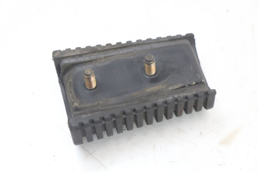 photo de PODNÓŻEK PRZEDNI PRAWY YAMAHA XVS DRAG STAR DRAGSTAR 650 (1997 - 2007) - Inny kąt widzenia