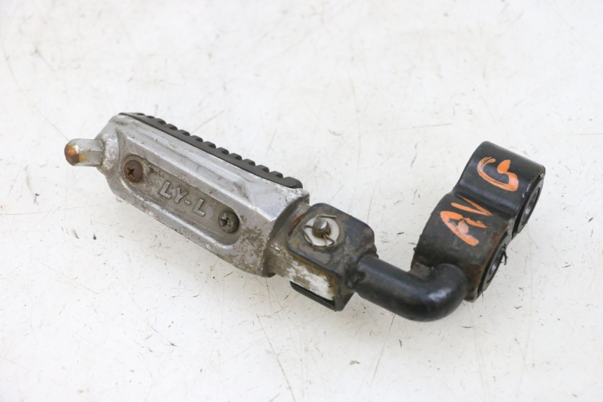 photo de PODNÓŻEK PRZEDNI LEWY KSR CODE 125 (2018 - 2020) - Zoom stanu zużycia