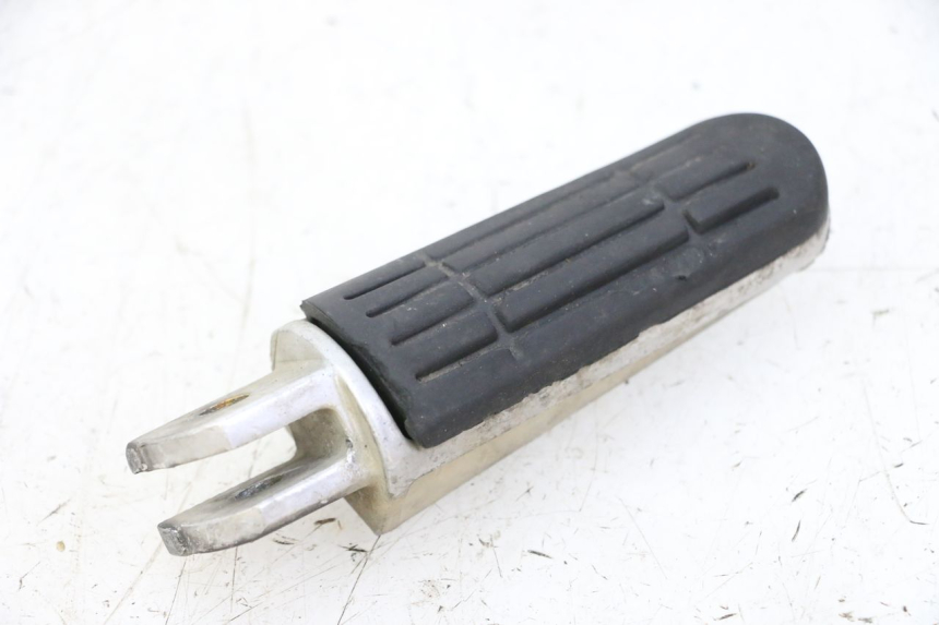 photo de PODNÓŻEK PRZEDNI LEWY YAMAHA FJR ABS 1300 (2006 - 2012) - Zbliżenie techniczne