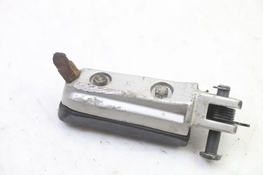 photo de PODNÓŻEK PRZEDNI LEWY BMW G310 R 310 (2016 - 2020) - Stan powierzchni