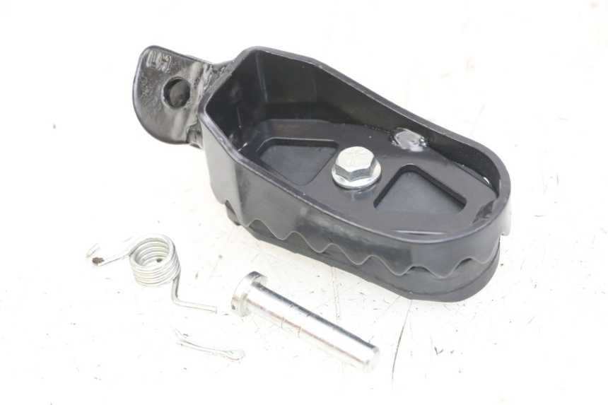 photo de PODNÓŻEK PRZEDNI LEWY ROYAL ENFIELD SCRAM 411 (2022 - 2024) - Zoom stanu zużycia