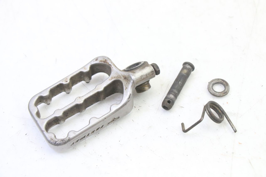 photo de PODNÓŻEK PRZEDNI LEWY KTM SUPERENDURO R 950 (2005 - 2009) - Punkty mocowania