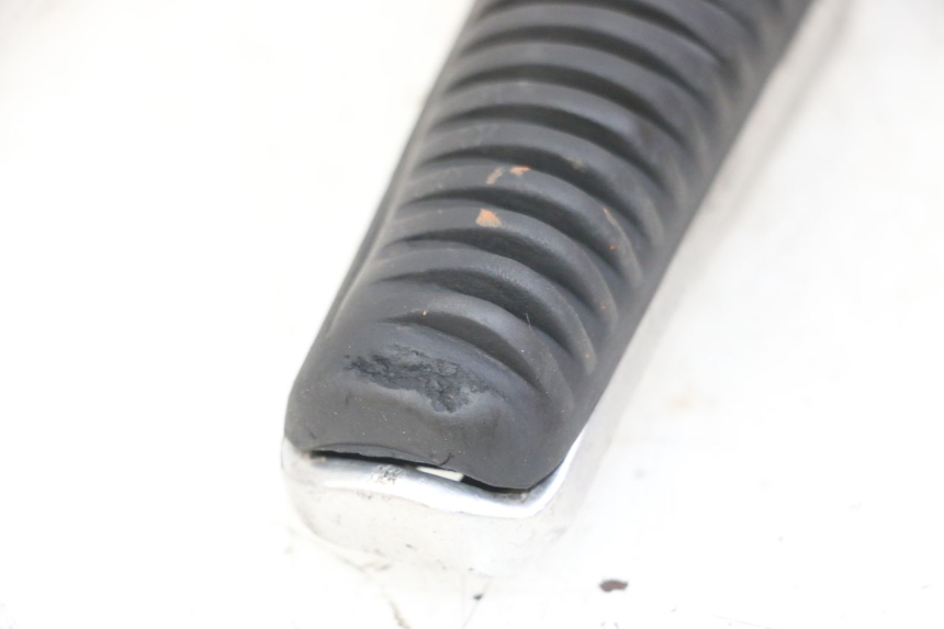 photo de PODNÓŻEK PRZEDNI LEWY YAMAHA FZS FAZER 600 (2001 - 2003) - Punkty mocowania