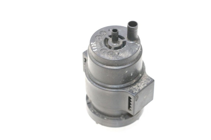 photo de CANISTER PEUGEOT KISBEE 4T 50 (2018 - 2022) - Zoom stanu zużycia