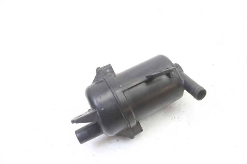 photo de Pojemnik filtra węglowego HONDA NTV DEAUVILLE 650 (2001 - 2006) - Widok główny