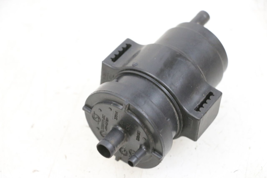 photo de CANISTER PEUGEOT SPEEDFIGHT 4 4T EFI 50 (2021 - 2025) - Inny kąt widzenia