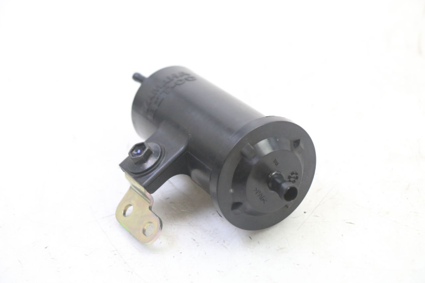 photo de Pojemnik filtra węglowego YAMAHA XMAX X-MAX 125 (2021 - 2025) - Zbliżenie techniczne