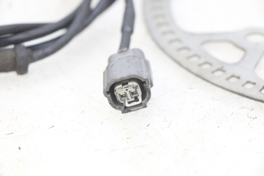 photo de CZUJNIK ABS TYLNY HONDA CB R 1000 (2018 - 2023) - Inny kąt widzenia