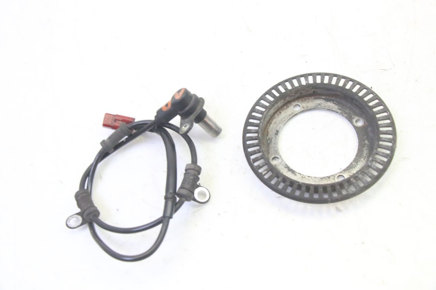 photo de CZUJNIK ABS TYLNY HONDA FES S-WING SWING ABS 125 (2007 - 2015) - Szczegół części