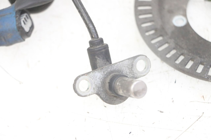 photo de CZUJNIK ABS TYLNY HONDA FORZA ABS 300 (2013 - 2017) - Inny kąt widzenia