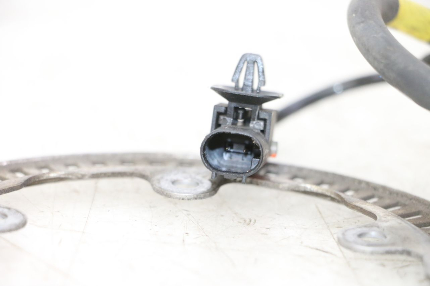 photo de CZUJNIK ABS TYLNY PIAGGIO MP3 HPE 310 (2024 - 2025) - Zoom stanu zużycia