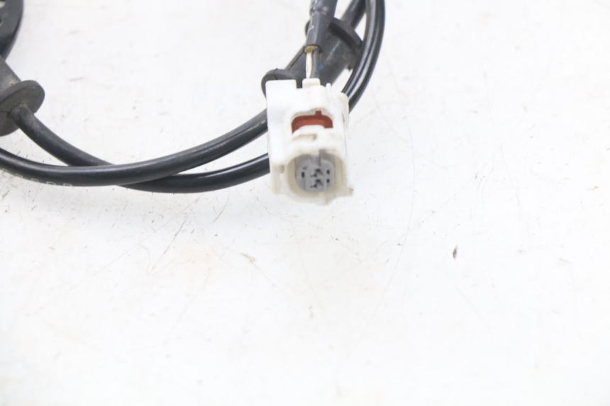 photo de CZUJNIK ABS TYLNY MBK MW TRYPTIK 125 (2017 - 2022) - Zoom stanu zużycia