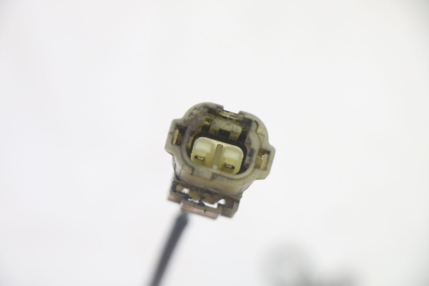 photo de CZUJNIK ABS TYLNY PEUGEOT SATELIS 125 (2013 - 2018) - Zbliżenie techniczne