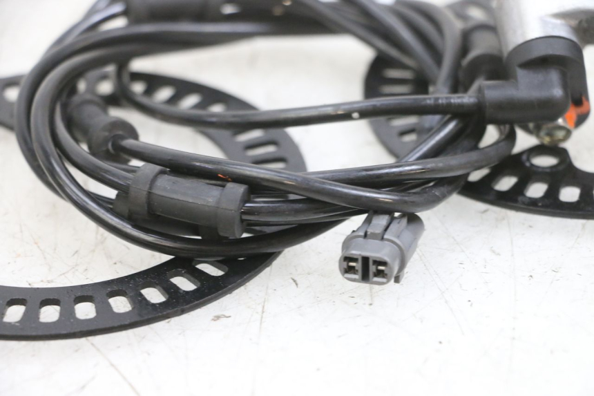 photo de CZUJNIK ABS TYLNY YAMAHA TRICITY 300 (2020 - 2024) - Widok ogólny