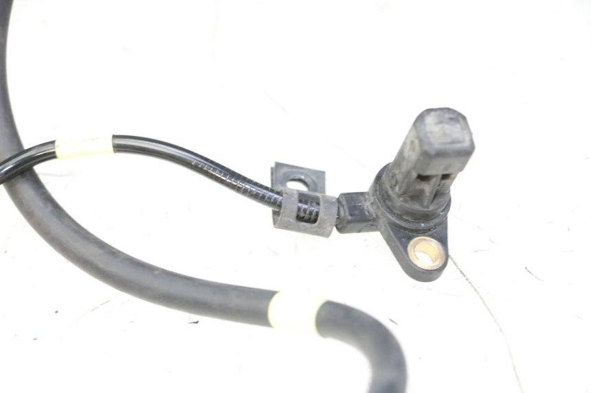 photo de CZUJNIK ABS TYLNY PIAGGIO VESPA GTS IGET ABS 125 (2017 - 2023) - Zoom stanu zużycia