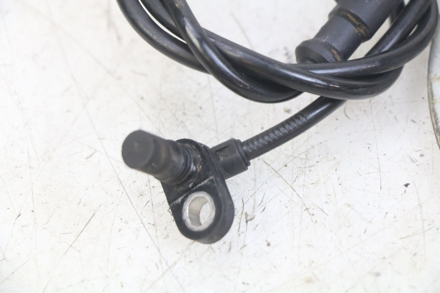 photo de CZUJNIK ABS PRZEDNI KYMCO DOWNTOWN ABS 125 (2015 - 2017) - Zbliżenie techniczne