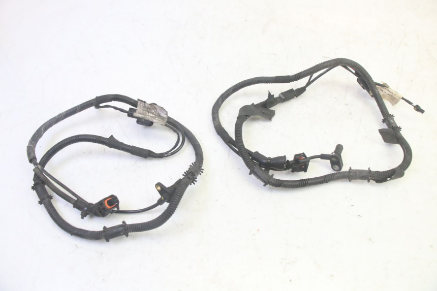 photo de CZUJNIK ABS PRZEDNI PIAGGIO MP3 HPE 350 (2018 - 2020) - Szczegół części