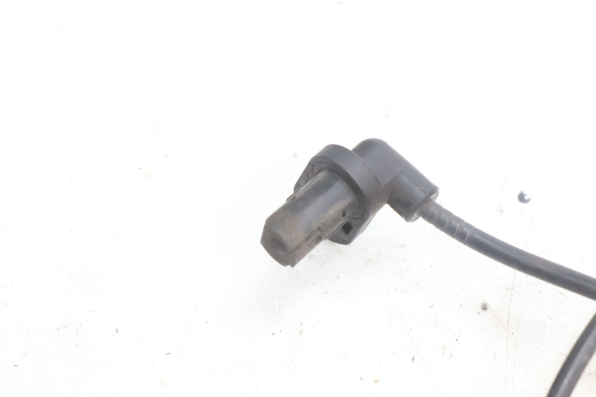 photo de PRZEDNI CZUJNIK ABS YAMAHA N-MAX NMAX 125 (2021 - 2024) - Inny kąt widzenia