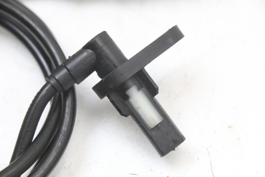 photo de CZUJNIK ABS PRZEDNI MOTO GUZZI NORGE 8V GT 1200 (2011 - 2016) - Inny kąt widzenia