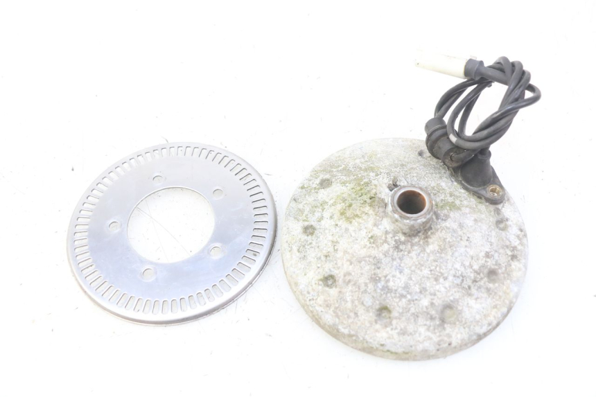 photo de CZUJNIK ABS PRZEDNI PEUGEOT SATELIS COMPRESSOR K15 125 (2006 - 2009) - Zbliżenie techniczne