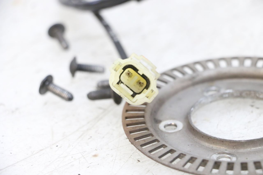 photo de CZUJNIK ABS PRZEDNI PEUGEOT SATELIS 125 (2013 - 2018) - Zoom stanu zużycia