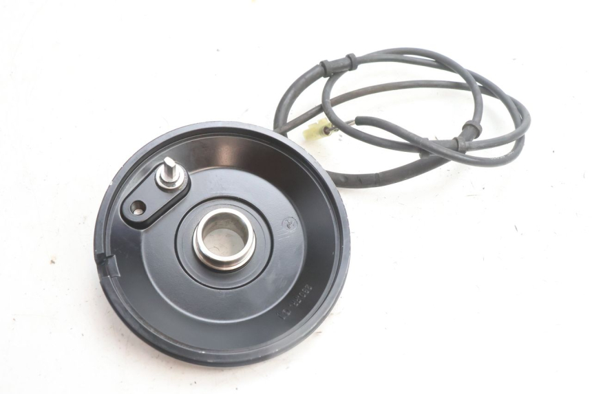 photo de CZUJNIK ABS PRZEDNI YAMAHA TDM ABS 900 (2002 - 2014) - Zbliżenie techniczne