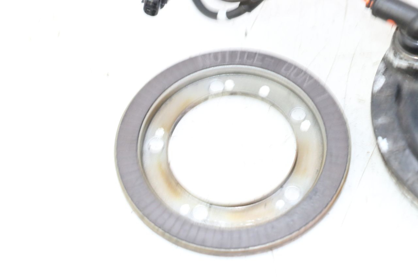 photo de CZUJNIK ABS PRZEDNI YAMAHA X-MAX XMAX 125 (2010 - 2013) - Punkty mocowania