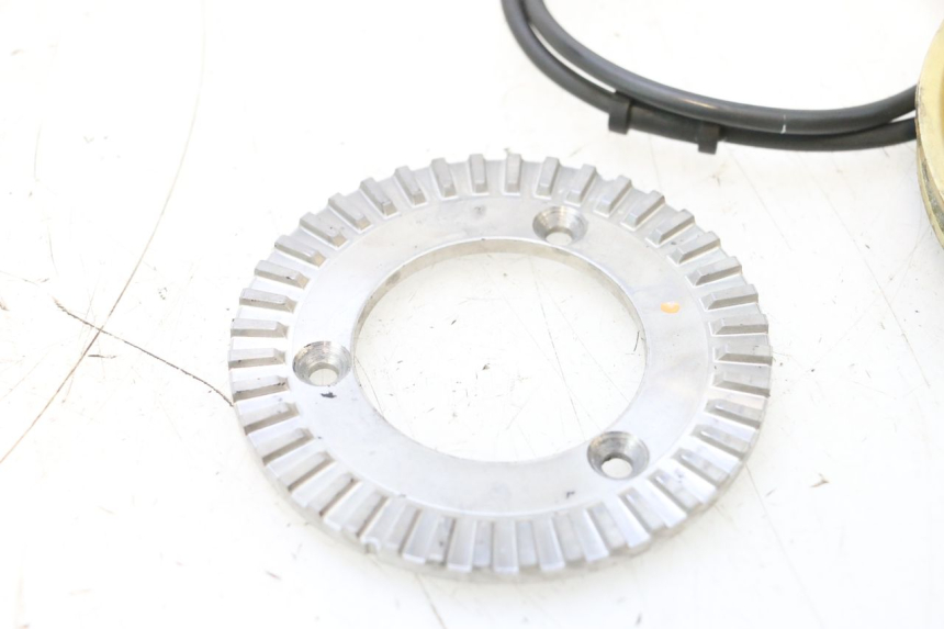 photo de PRZEDNI CZUJNIK ABS YAMAHA XP T-MAX ABS 500 (2005 - 2005) - Szczegół części