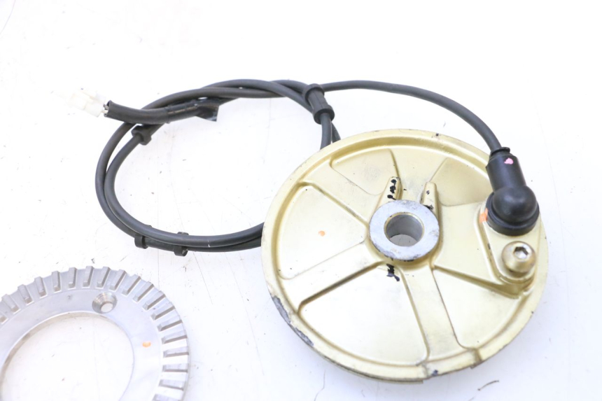 photo de PRZEDNI CZUJNIK ABS YAMAHA XP T-MAX ABS 500 (2005 - 2005) - Zoom stanu zużycia