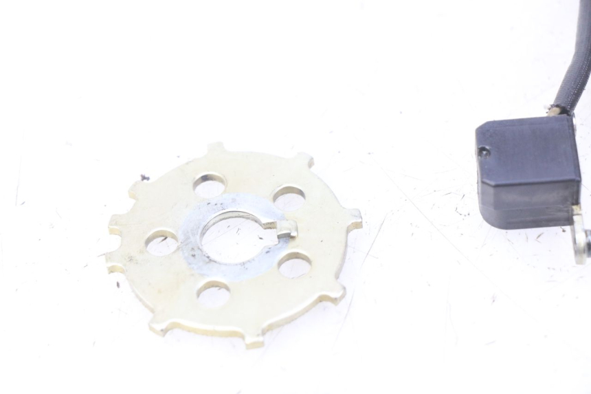 photo de CZUJNIK ZAPŁONU YAMAHA FJR ABS 1300 (2006 - 2012) - Inny kąt widzenia