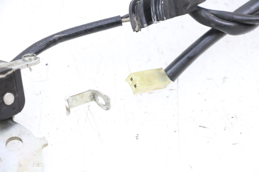 photo de CZUJNIK ZAPŁONU YAMAHA FJR ABS 1300 (2006 - 2012) - Inny kąt widzenia