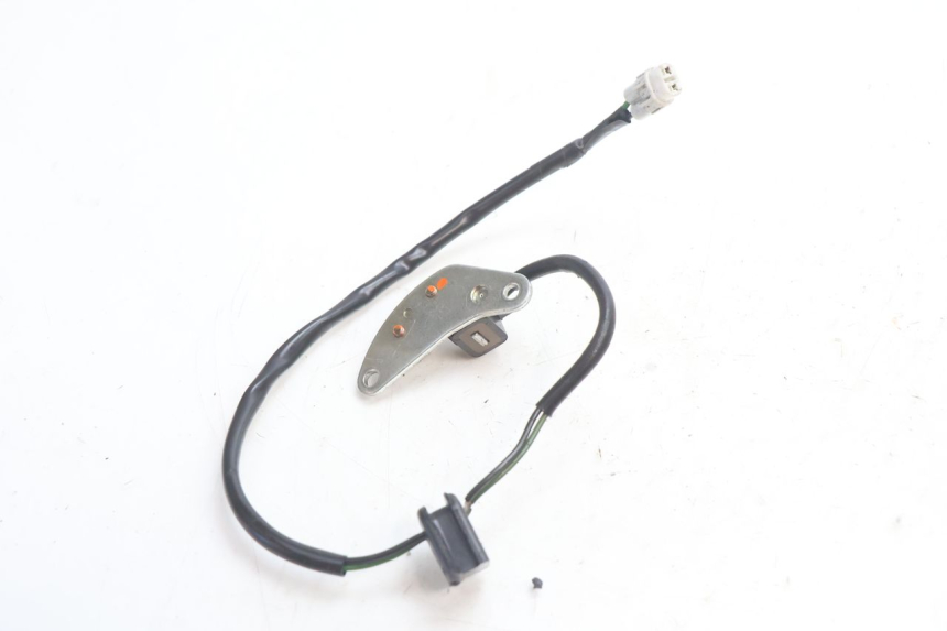 photo de CZUJNIK ZAPŁONU SUZUKI GSR 600 (2005 - 2012) - Zbliżenie techniczne