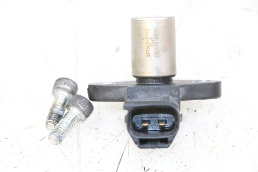 photo de CZUJNIK WAŁKA ROZRZĄDU SUZUKI GSR 750 (2011 - 2017) - Zoom stanu zużycia