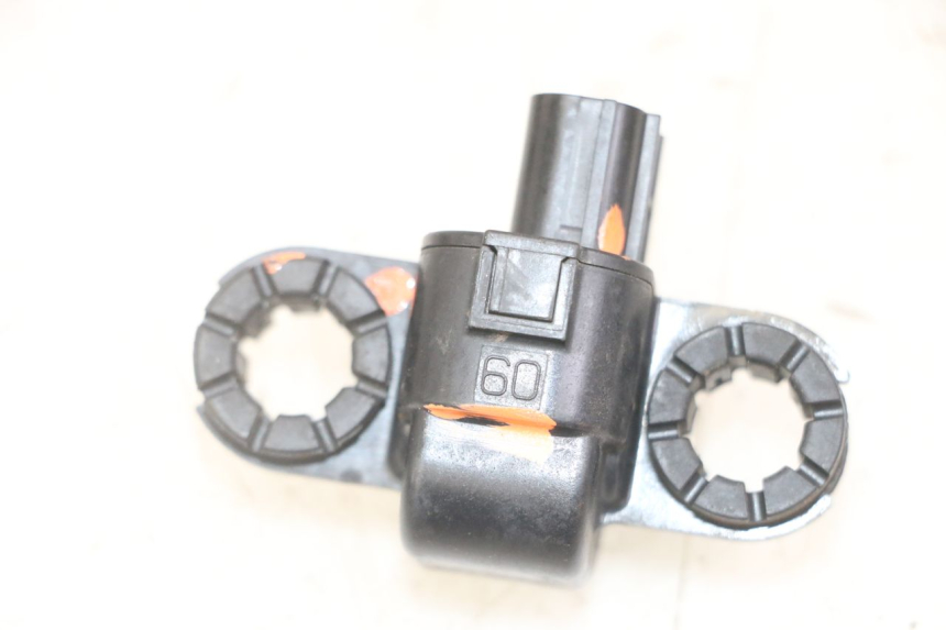 photo de CZUJNIK UPADKU HONDA CRF-F CRF F 110 (2019 - 2022) - Zoom stanu zużycia