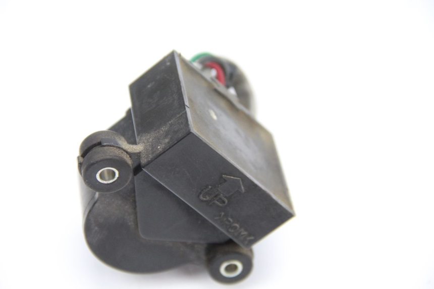 photo de CZUJNIK UPADKU HONDA FES PANTHEON 125 (2003 - 2007) - Inny kąt widzenia