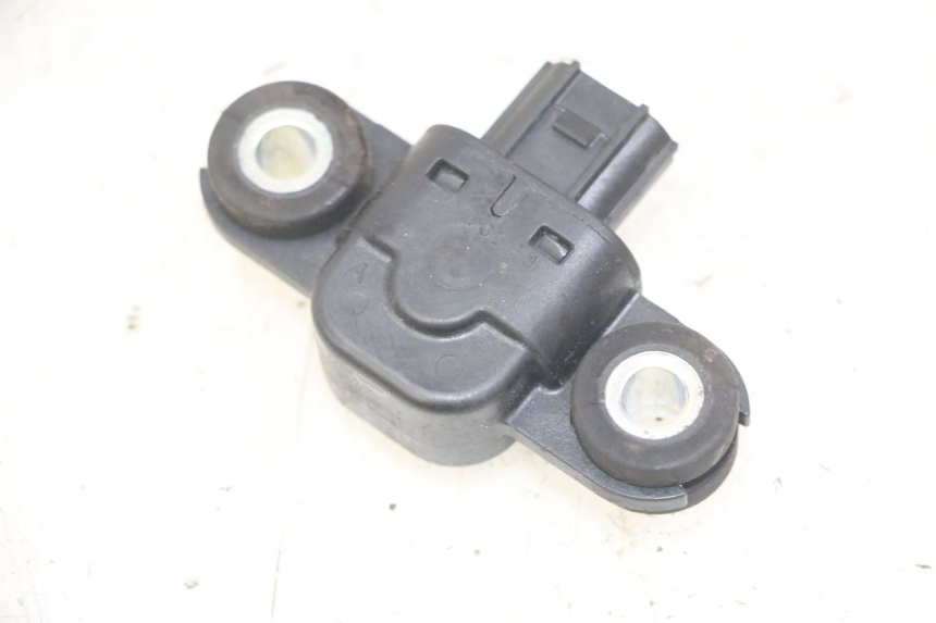 photo de CZUJNIK UPADKU HONDA FORZA ABS 300 (2013 - 2017) - Szczegół części