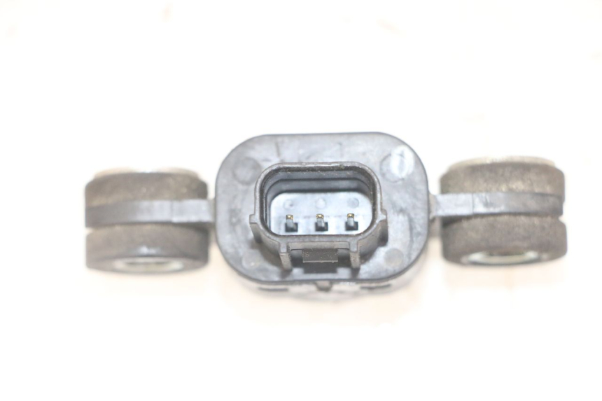 photo de CZUJNIK UPADKU HONDA FORZA ABS 300 (2013 - 2017) - Zoom stanu zużycia