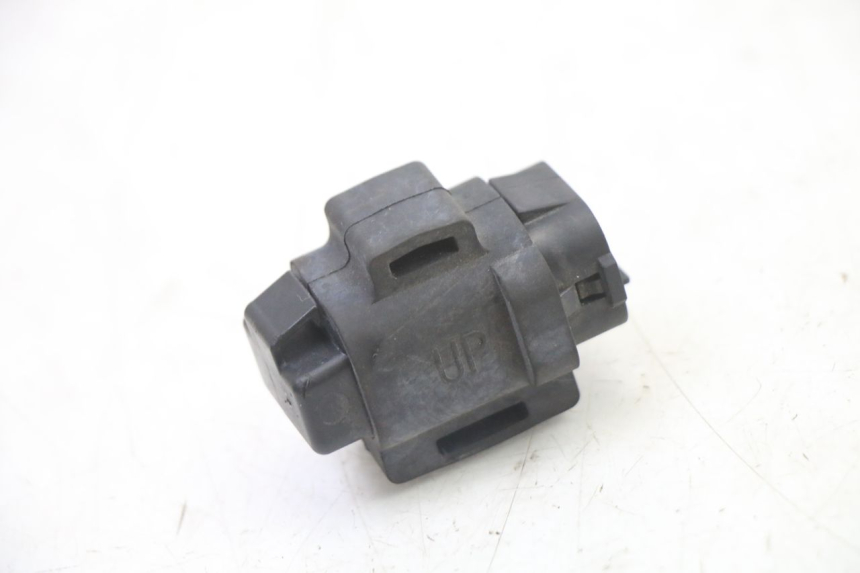 photo de CZUJNIK UPADKU SUZUKI GSR 750 (2011 - 2017) - Widok główny