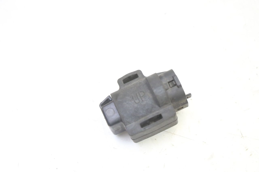 photo de CZUJNIK UPADKU SUZUKI GSR 750 (2011 - 2017) - Szczegół części