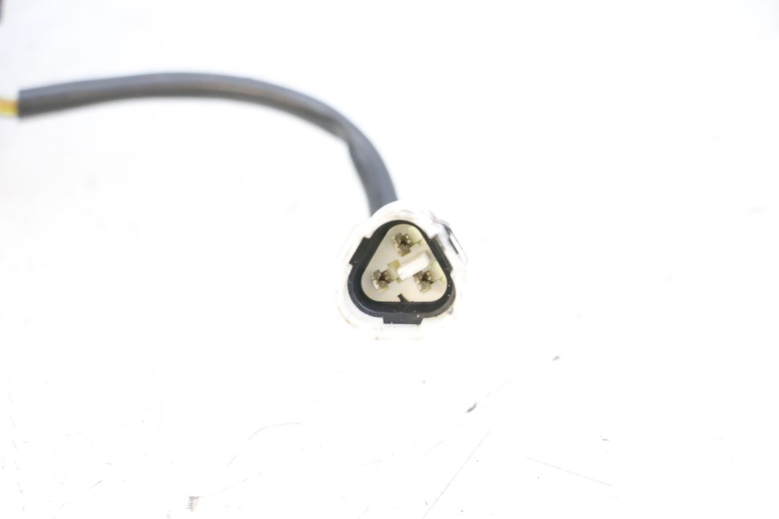 photo de CZUJNIK UPADKU HUSQVARNA SVARTPILEN 401 (2018 - 2023) - Inny kąt widzenia