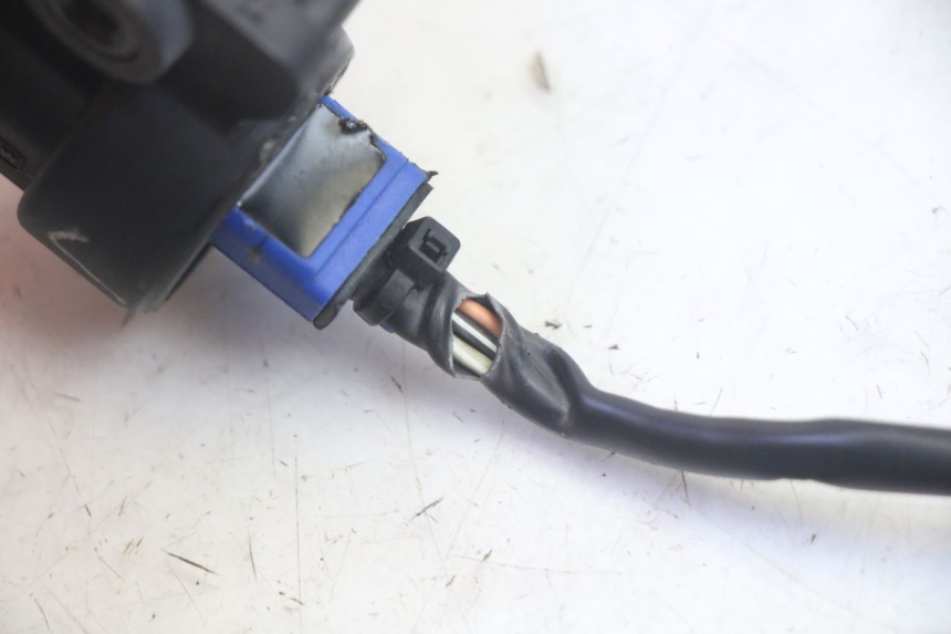 photo de CZUJNIK UPADKU PIAGGIO MP3 500 (2016 - 2018) - Inny kąt widzenia