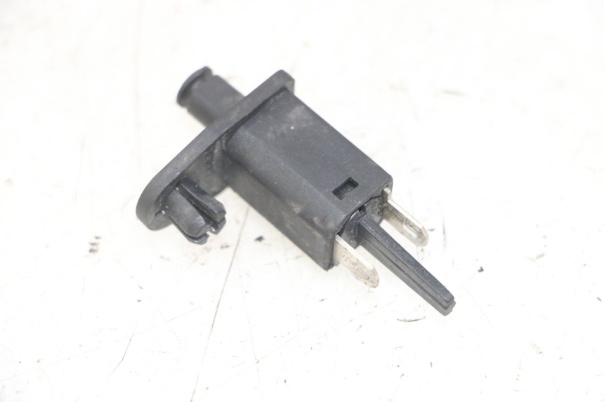 photo de CZUJNIK OTWIERANIA KUFERKA PIAGGIO MP3 LT 300 (2010 - 2016) - Zoom stanu zużycia