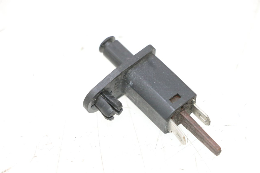 photo de CZUJNIK OTWIERANIA KUFERKA PIAGGIO MP3 RL 250 (2006 - 2010) - Zoom stanu zużycia