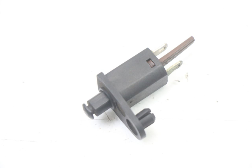 photo de CZUJNIK OTWIERANIA KUFERKA PIAGGIO X8 125 (2004 - 2007) - Szczegół części