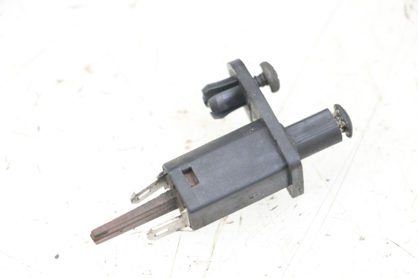 photo de CZUJNIK OTWIERANIA KUFERKA PIAGGIO X10 125 (2012 - 2017) - Widok główny